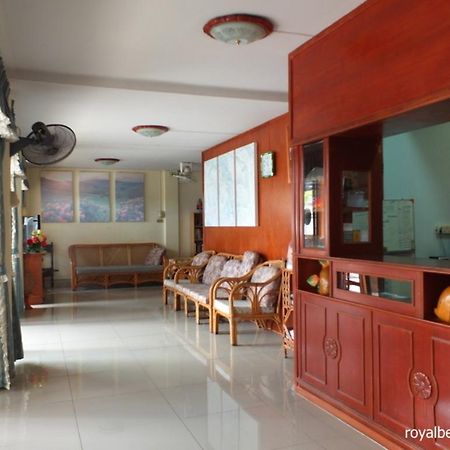 Royal Beach Guest House Huahin Kültér fotó
